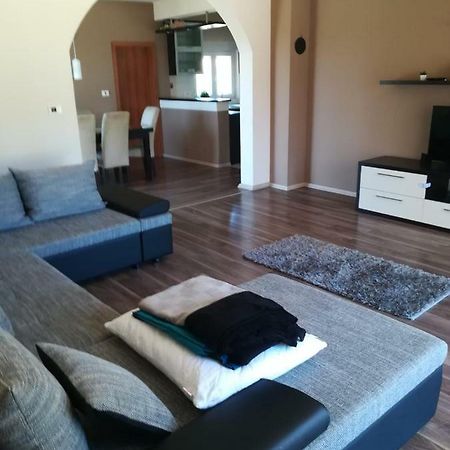 Laura Apartman Bibinje Kültér fotó