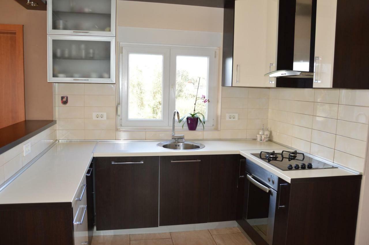 Laura Apartman Bibinje Kültér fotó
