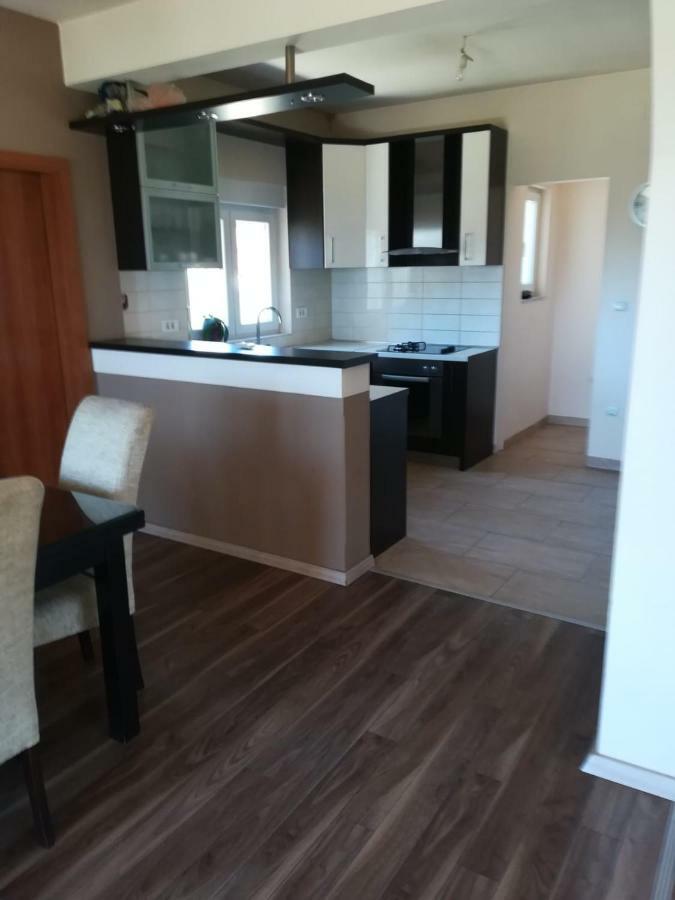 Laura Apartman Bibinje Kültér fotó