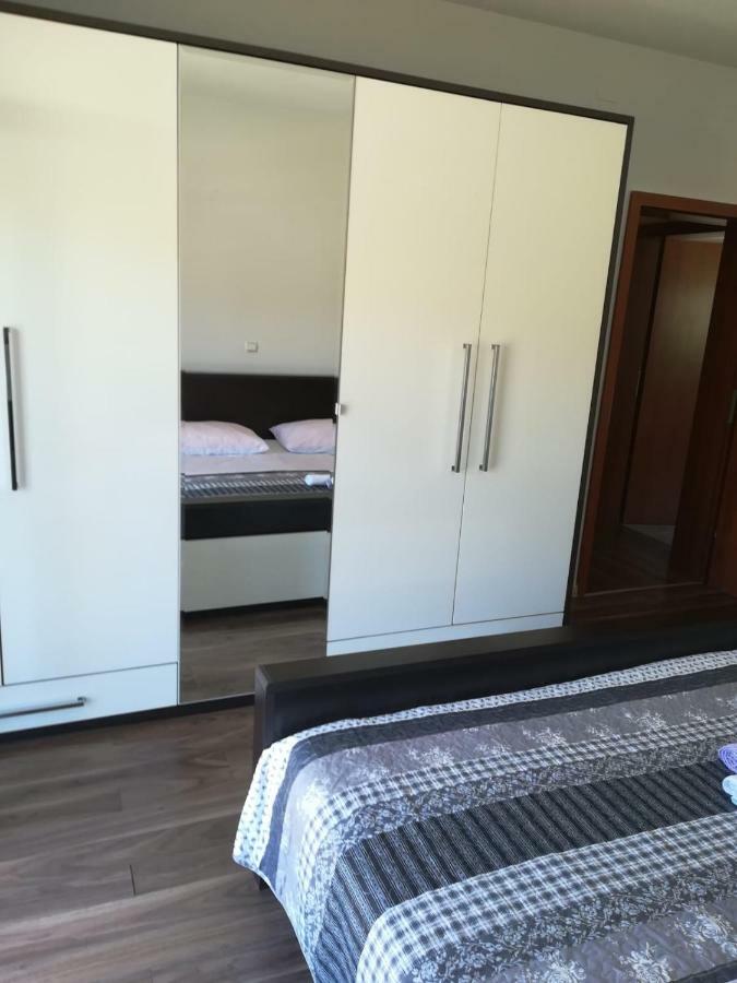 Laura Apartman Bibinje Kültér fotó