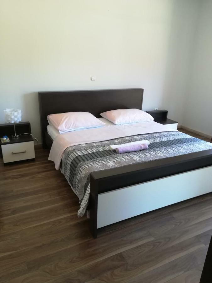 Laura Apartman Bibinje Kültér fotó